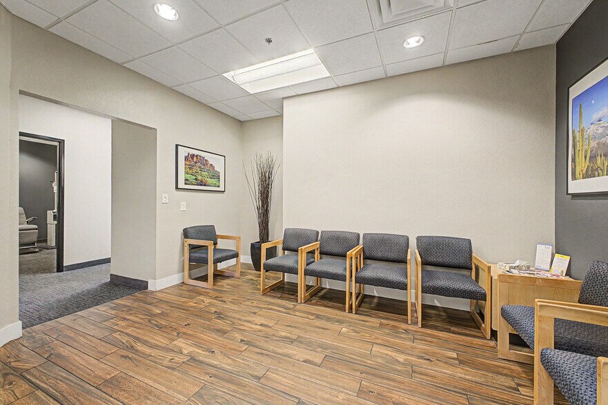 More Photos Of 6262 E Broadway Rd, Mesa Medical For Lease