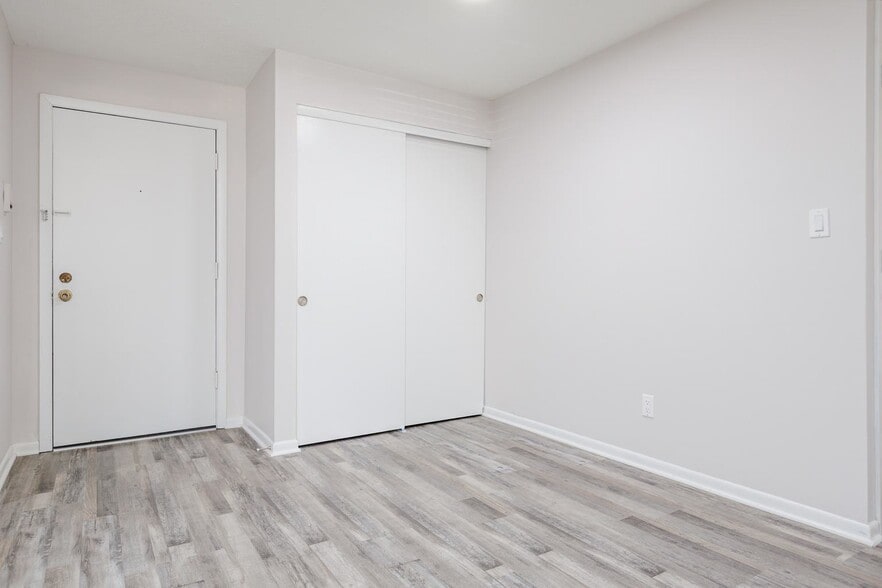 More Photos Of 4577 Olentangy River Rd, Columbus Apartments For Sale