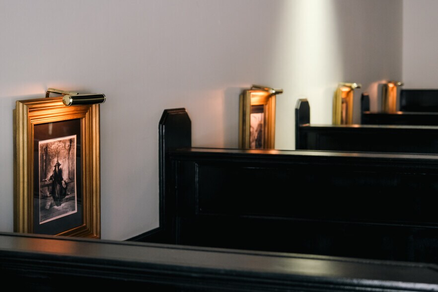 More Photos Of 220 E Coffee St, Greenville Office Residential For Lease