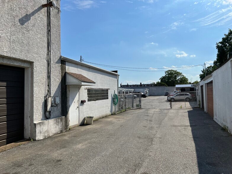 More Photos Of 410 S Springfield Rd, Clifton Heights Industrial For Sale