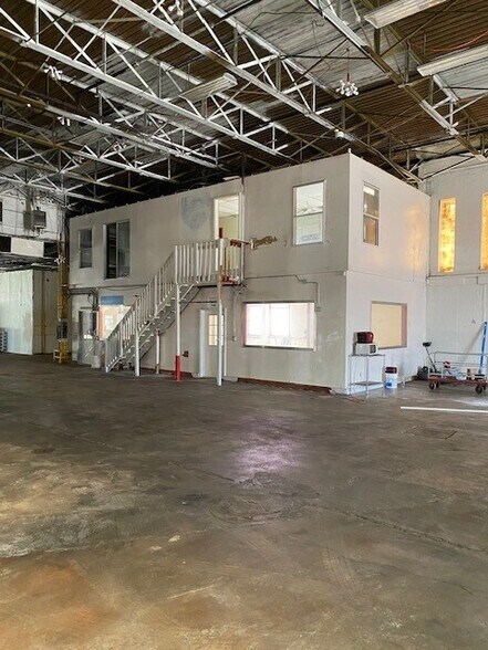 More Photos Of 145 Hamilton St, New Haven Manufacturing For Sale