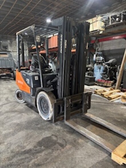 More Photos Of 2301 SW 57th Ter, Hollywood Warehouse For Sale