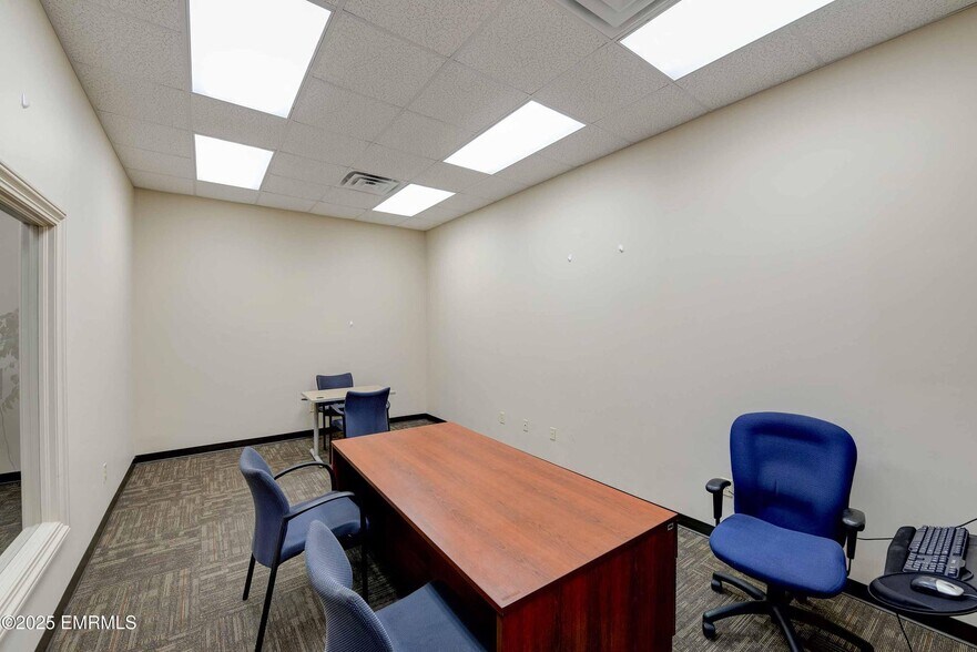 More Photos Of 2000 Highway 19 N, Meridian Office For Sale