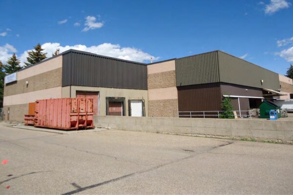 More Photos Of 2950 Bremner Ave, Red Deer Office For Sale