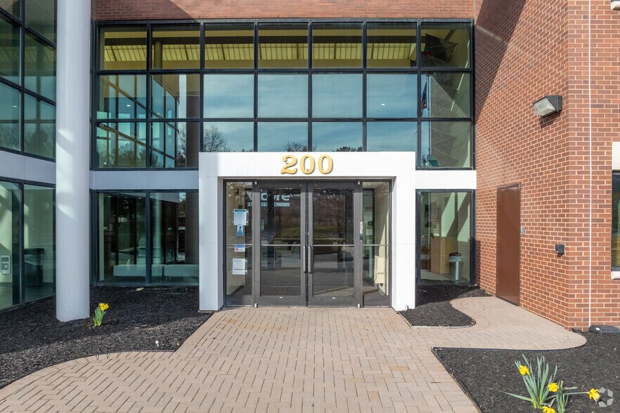 More Photos Of 200 US Highway 9, Manalapan Township Office Residential For Sale