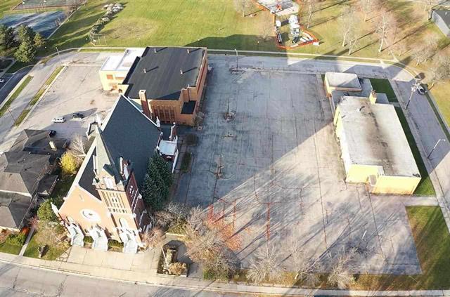 More Photos Of 1123 N Sherman St, Bay City Schools For Lease