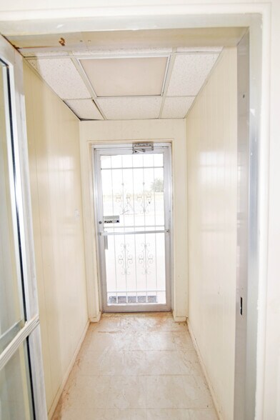 More Photos Of 1003 S County Rd W, Odessa Office For Lease