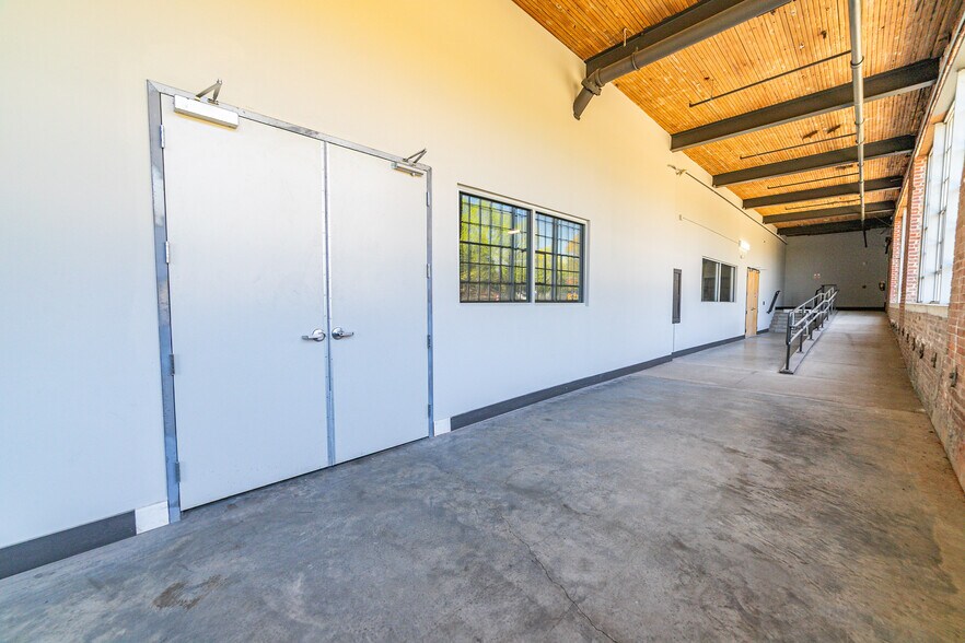 More Photos Of 1506 6th Ave, Columbus Office Residential For Lease