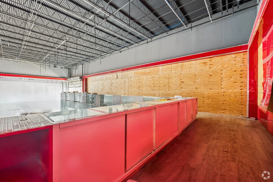 More Photos Of 4827-4903 Old National Hwy, College Park General Retail For Lease