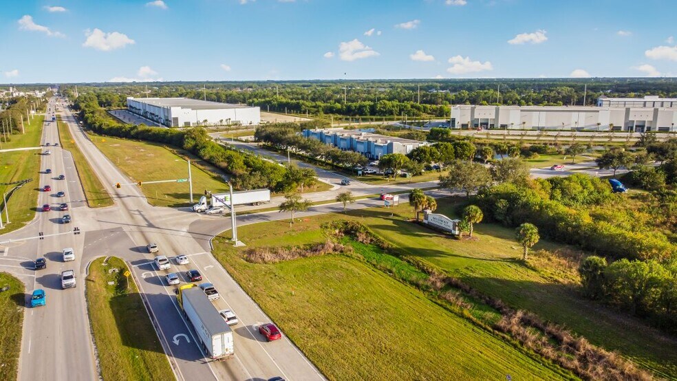 More Photos Of 6901-6945 NW LTC Pky, Port Saint Lucie Warehouse For Lease