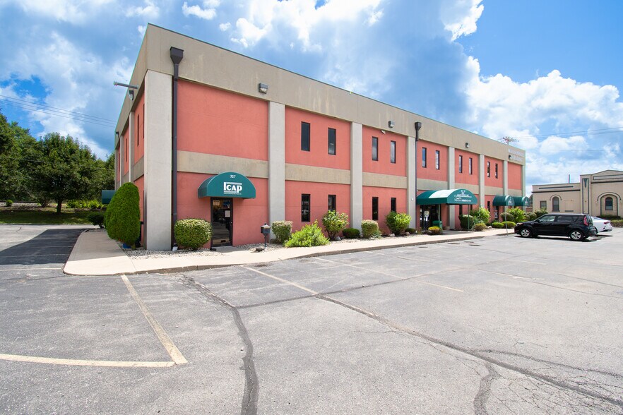 Primary Photo Of 319-327 E 2nd St, Marion Office For Sale