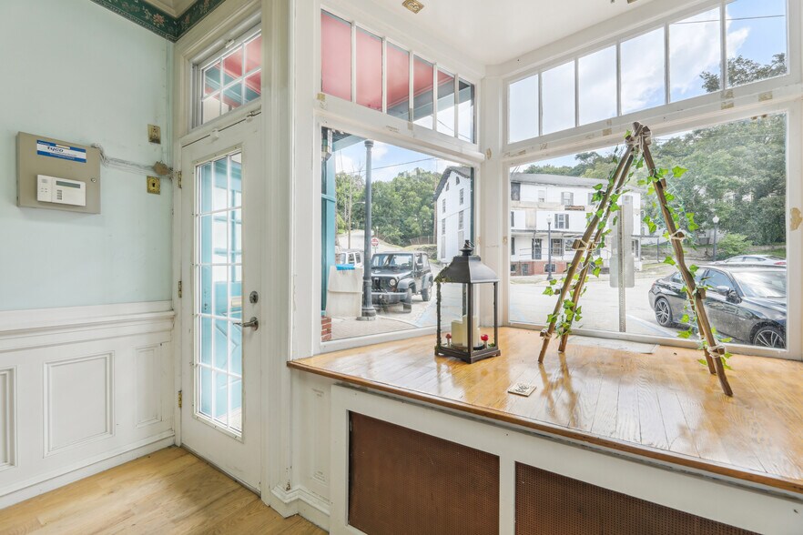 More Photos Of 75 Main St, Sussex Storefront Retail Residential For Sale