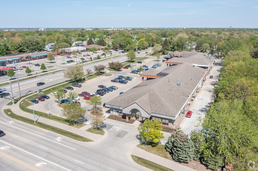 More Photos Of 5902-5970 Ashworth Rd, West Des Moines General Retail For Lease