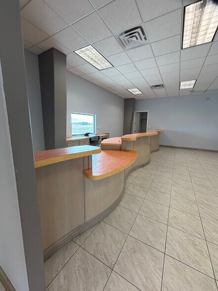 More Photos Of 3543 W US Highway 83, Rio Grande City Office For Lease