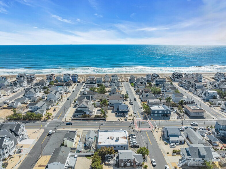 More Photos Of 551 NJ Ave, Mantoloking Freestanding For Sale