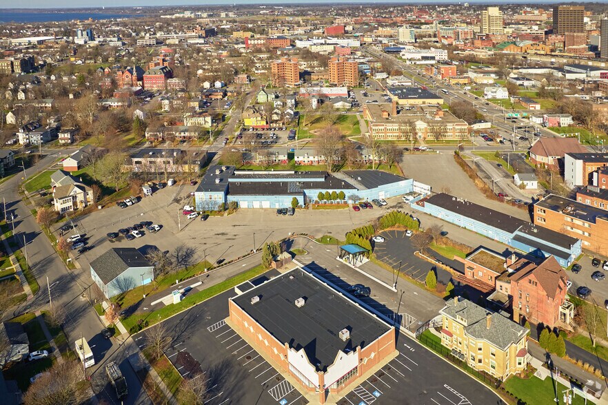 More Photos Of 422 W Onondaga St, Syracuse Warehouse For Sale
