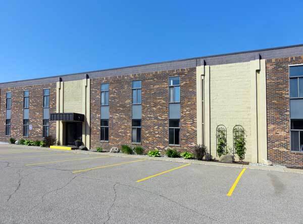 More Photos Of 6865-6889 Washington Ave S, Edina Flex For Lease