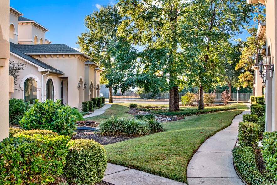 More Photos Of 12818 Willow Centre, Houston Office Residential For Sale