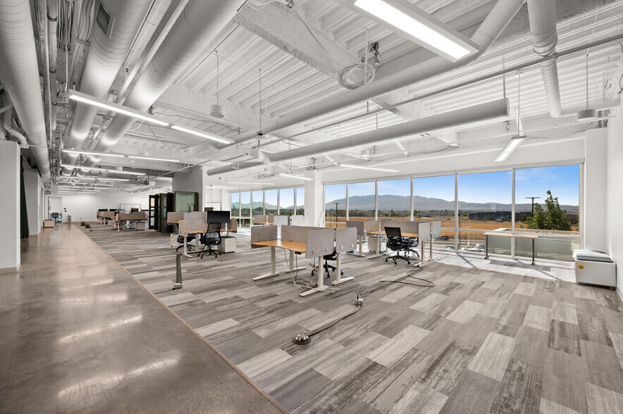 More Photos Of 2000 W Ashton Blvd, Lehi Office For Lease