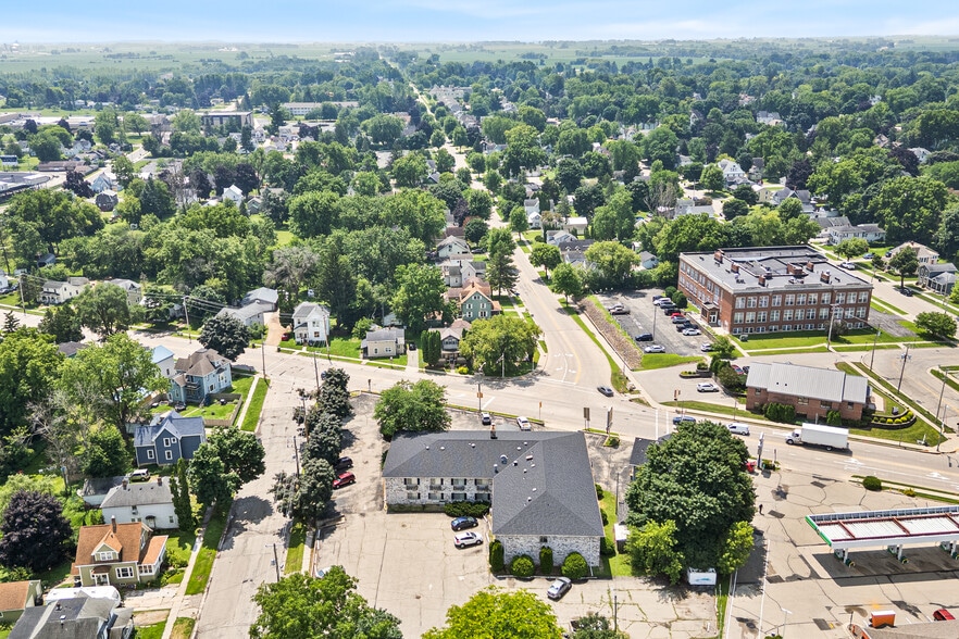 More Photos Of 240 E Fond du Lac St, Ripon Hotel For Sale