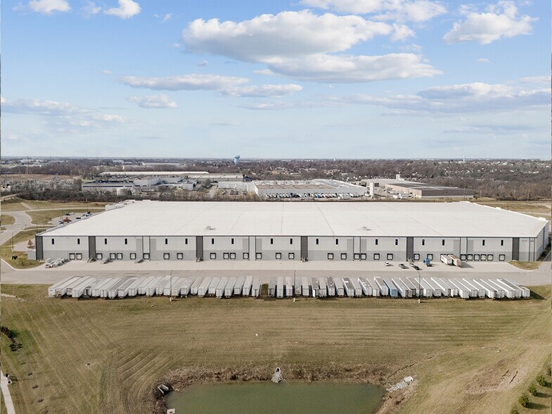 More Photos Of 7050 New Buffington Rd, Florence Warehouse For Sale