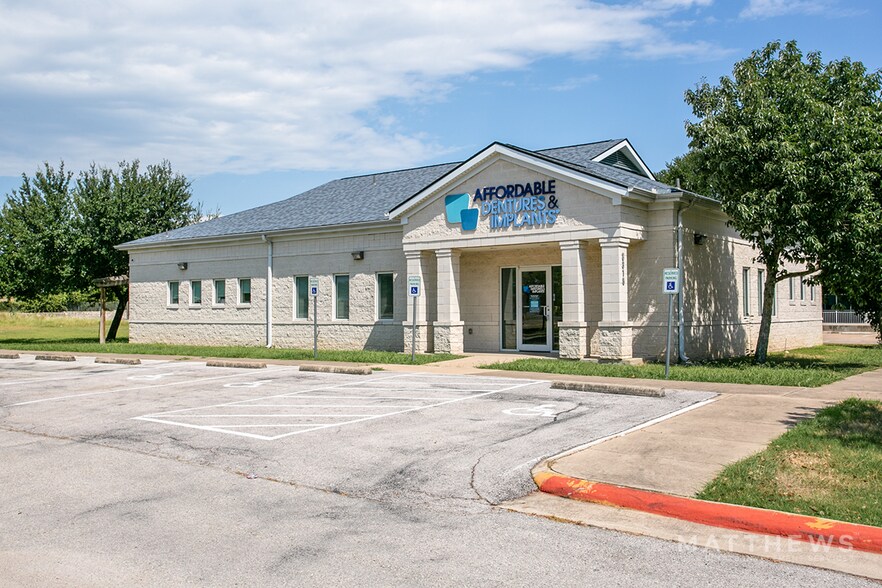 More Photos Of 8316 Tuscany Way, Austin Office For Sale