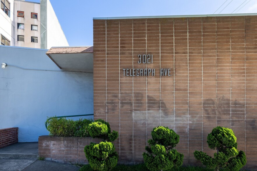 More Photos Of 3021 Telegraph Ave, Berkeley Medical For Sale