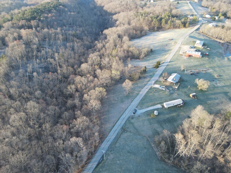 More Photos Of 22106 Daisy Hill Rd, Borden Land For Sale