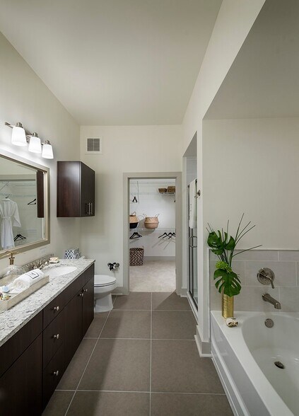 More Photos Of 1110 Hammond Dr NE, Atlanta Apartments For Lease