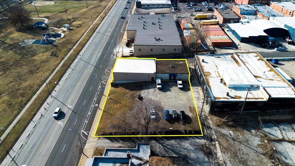 More Photos Of 3000 E Truman Rd, Kansas City Warehouse For Sale