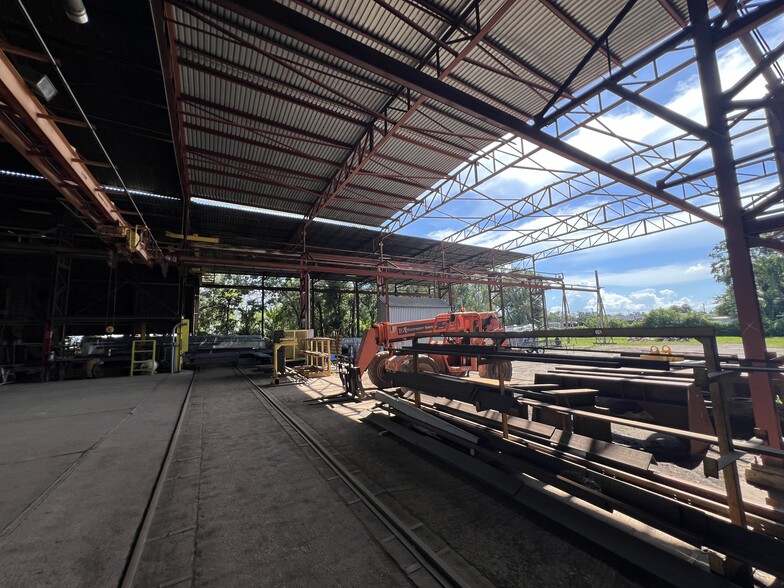 More Photos Of 5101 S 24th Ave, Tampa Manufacturing For Sale