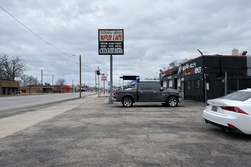 More Photos Of , Detroit Unknown For Sale