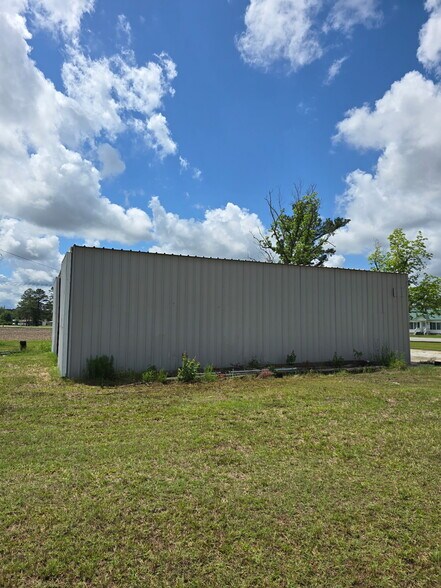 More Photos Of 2751 Joe Brown Hwy N, Chadbourn Flex For Lease