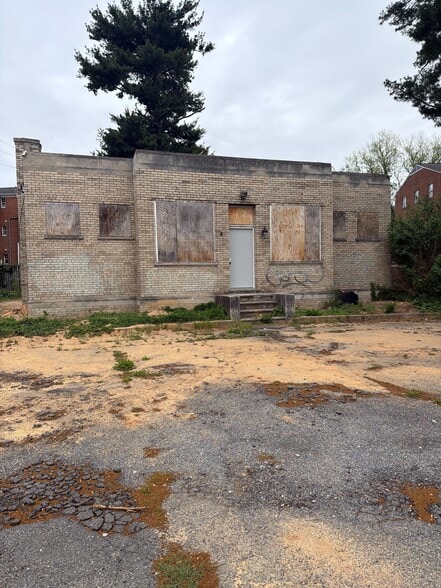 Primary Photo Of 5855 Ager Rd, Hyattsville Freestanding For Sale