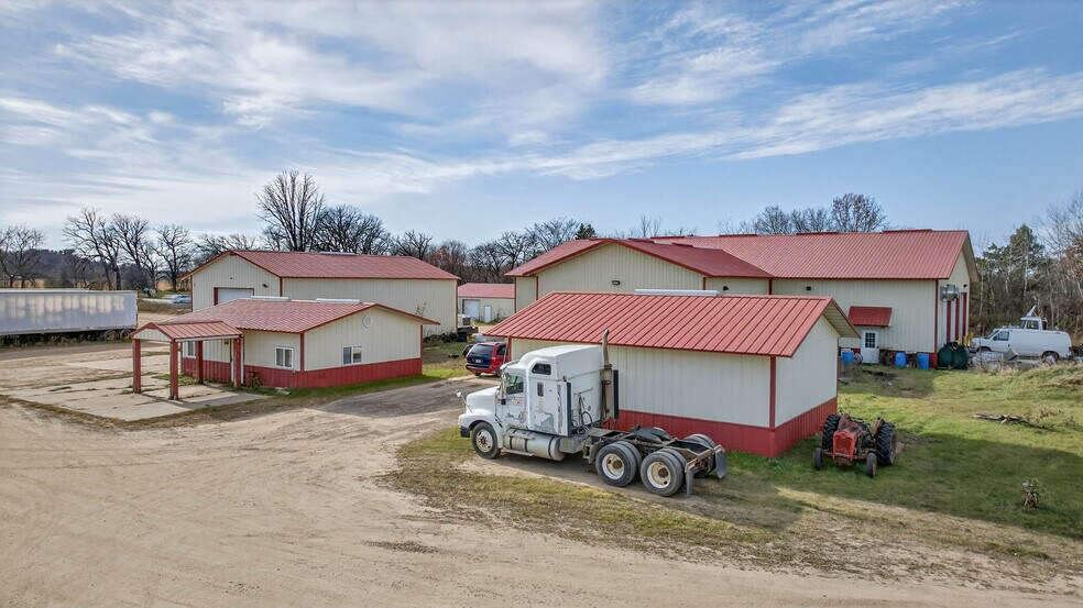 More Photos Of 7918 Partridge Rd, Eau Claire Warehouse For Sale