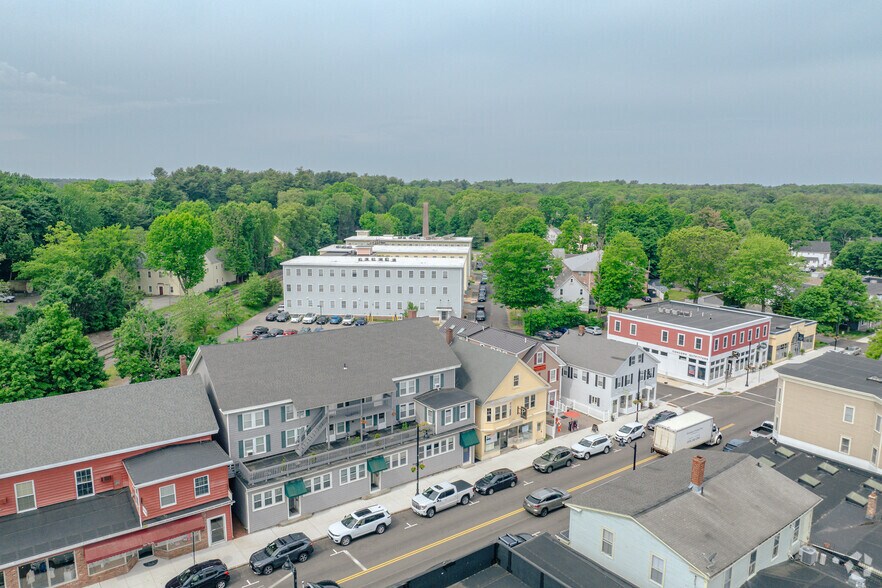 More Photos Of 95 Commonwealth Ave, Concord Storefront Retail Office For Sale
