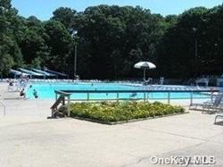 More Photos Of 7 Bond St, Great Neck Apartments For Lease