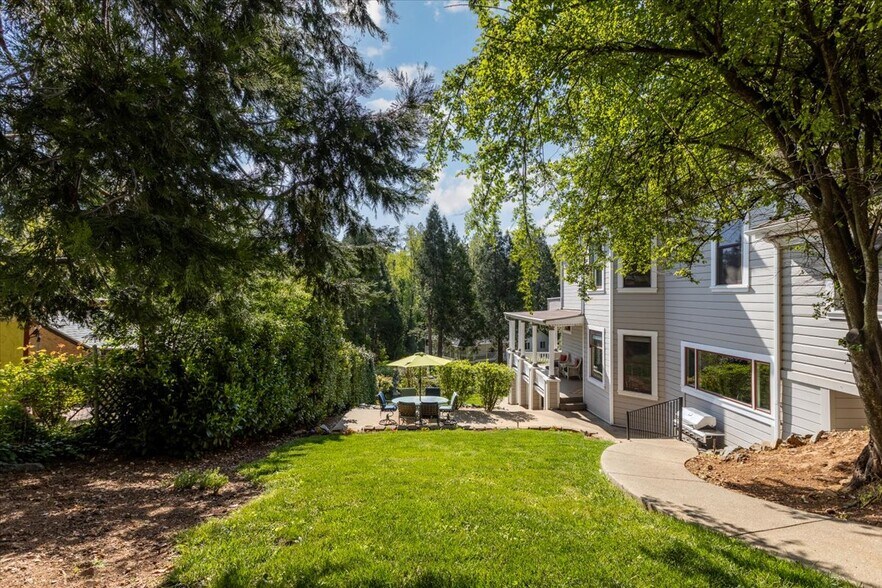 More Photos Of 358 Mill St, Grass Valley Specialty For Sale