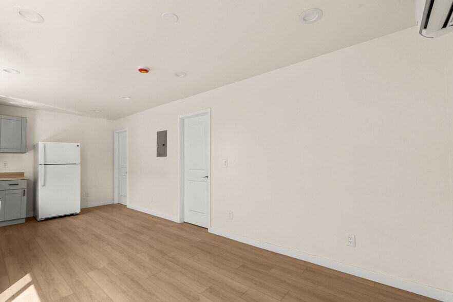 More Photos Of 3546-3552 47th St, San Diego Apartments For Sale