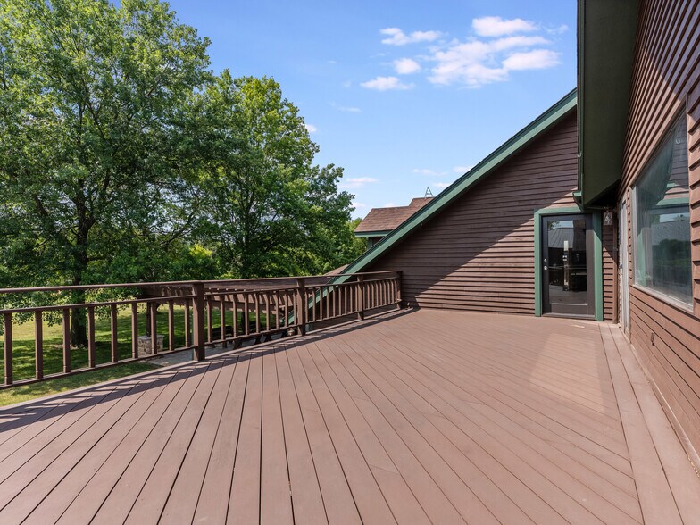 More Photos Of 22660 S Harlem Ave, Frankfort Flex For Sale