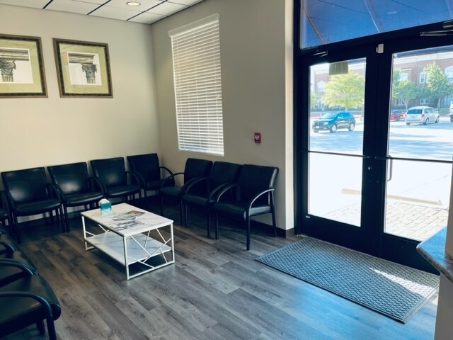 More Photos Of 3617 Shire Blvd, Richardson Storefront Retail Office For Lease