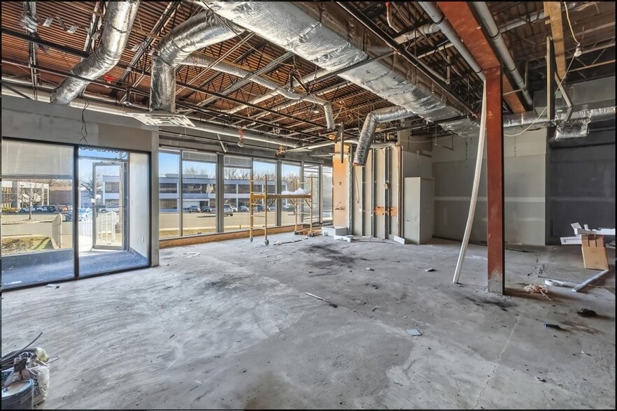 More Photos Of 2 Forest Ave, Paramus Medical For Lease