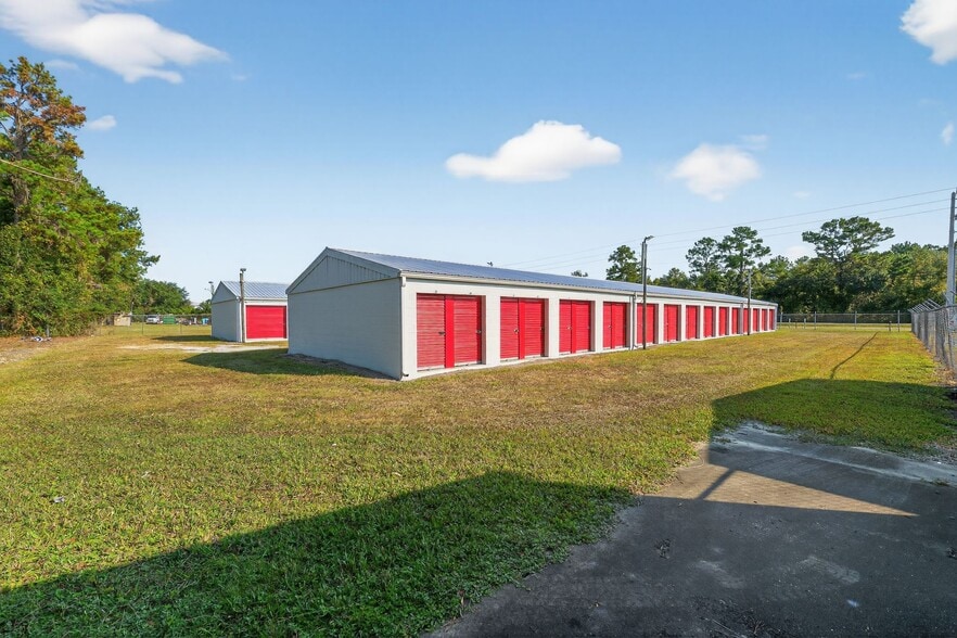 More Photos Of 3010 NW Us Highway 41, Lake City Self Storage For Sale