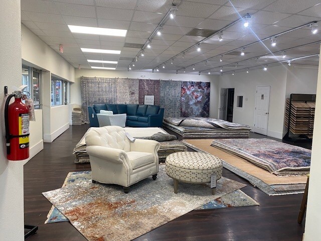 More Photos Of 16824 Gunn Hwy, Odessa Storefront Retail Office For Lease