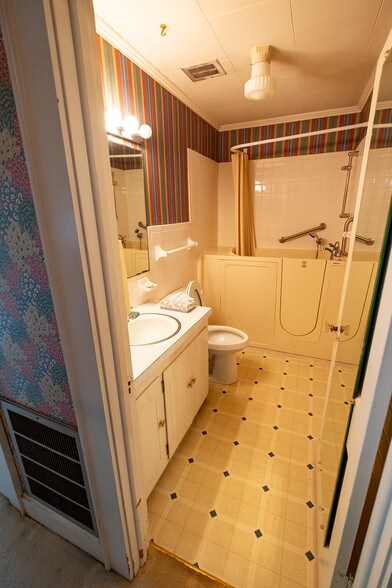 More Photos Of 609 E Church St, China Grove Land For Sale