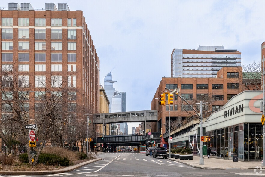 More Photos Of 60 Tenth Ave, New York Storefront For Sale