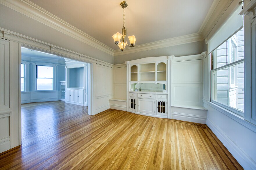 More Photos Of 1082 Union St, San Francisco Apartments For Sale