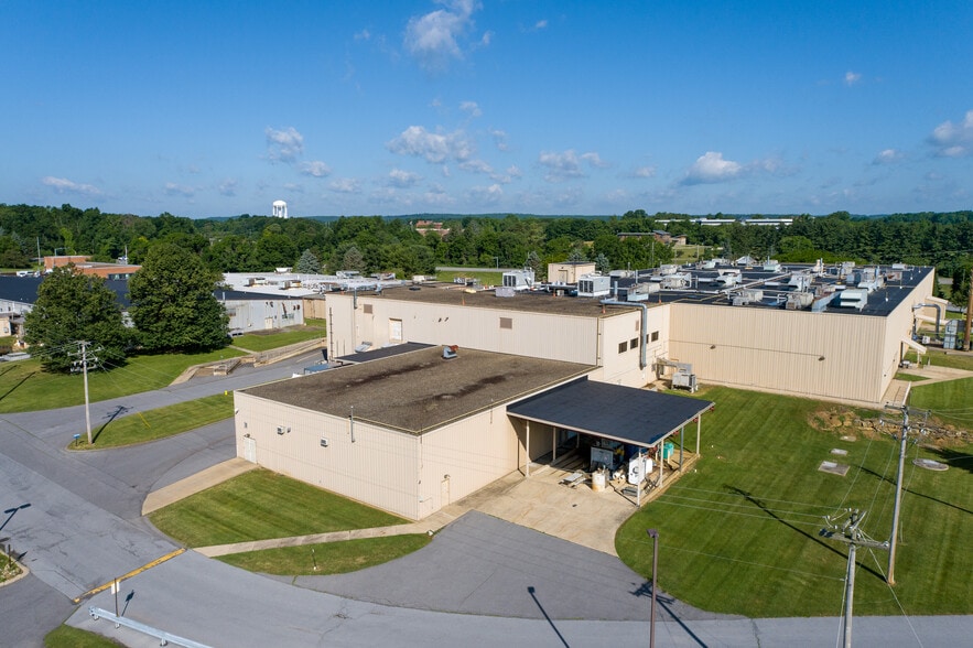 More Photos Of 1900 W College Ave, State College Manufacturing For Sale