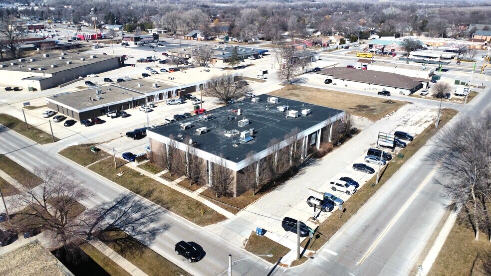 More Photos Of 520 S Pierce Ave, Mason City Medical For Sale