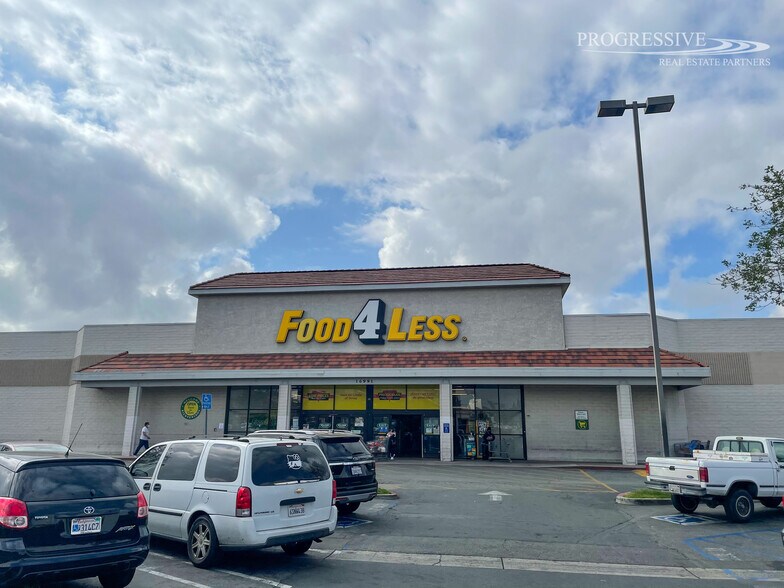 More Photos Of 17099 Valley Blvd, Fontana Freestanding For Lease